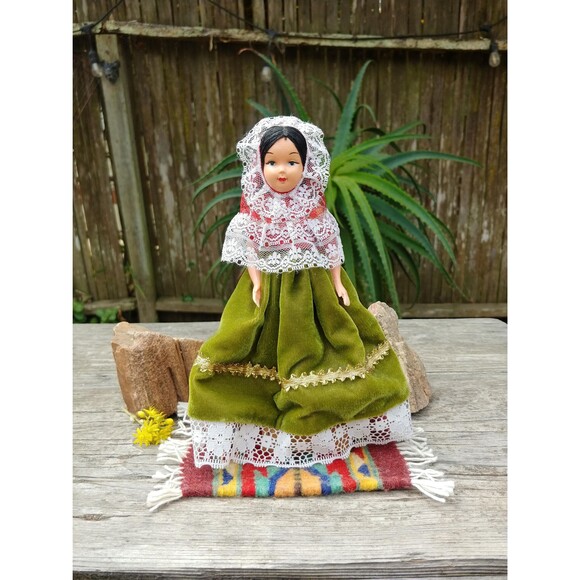 Vintage Collectable Mexican Folk Art Doll - Picture 3 of 16